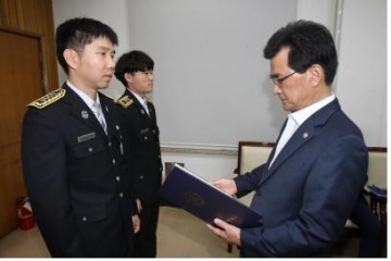 심정지 환자를 살려낸 52인의 '하트세이버'