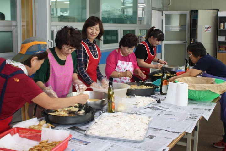 횡성군장애인복지관, 명절음식 나눔봉사