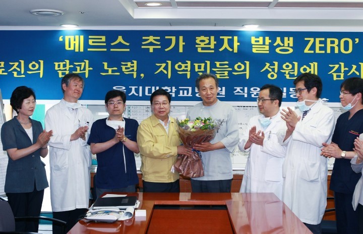 권선택 대전시장, 코호트 격리 해제된 을지대학병원 방문해 의료진 격려!