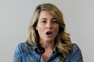 캐나다, 中외교관 추방 자국 정치인 사찰 의혹