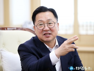 이장우 대전시장 “한밭야구장, 불꽃야구로 살아난다”