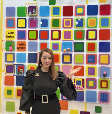 대한민국 1호 컬러리스트 김민경 대표 러쉬코리아 20주년 쇼케이스 웰니스세상 작품 전시