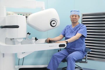 대전을지대병원, 세계 최초 다빈치5 브이노츠 천골질고정술 성공
