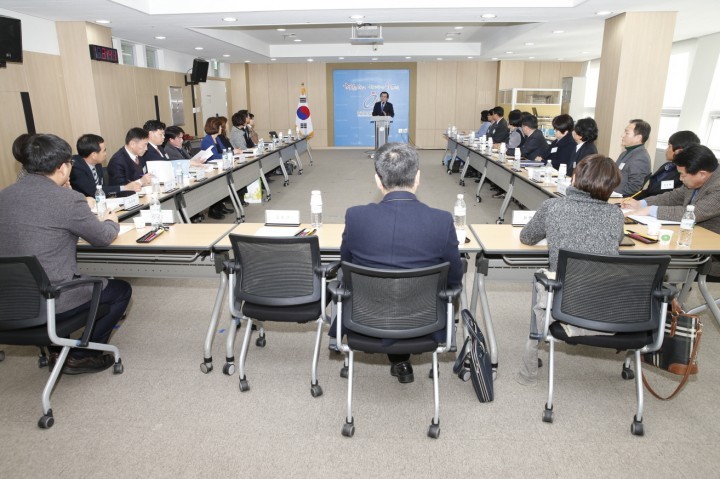 충남교육청, 김지철 교육감 공약이행평가단 첫 가동