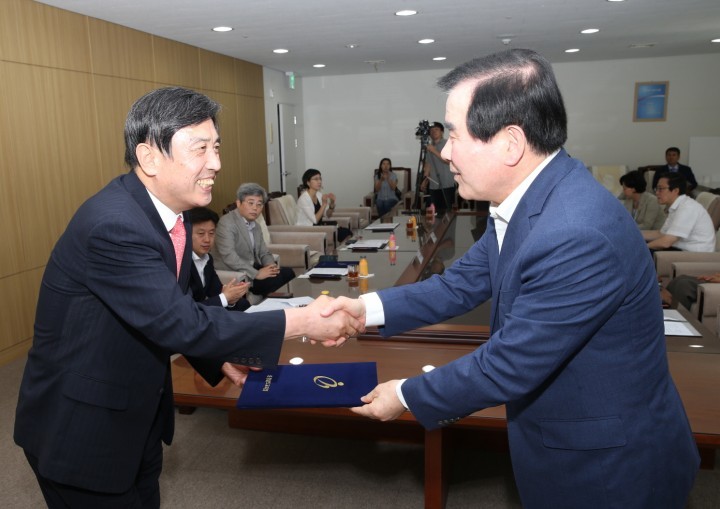 충남교육청, 학생자살예방 및 생명존중문화 조성 위원회 위촉식 개최