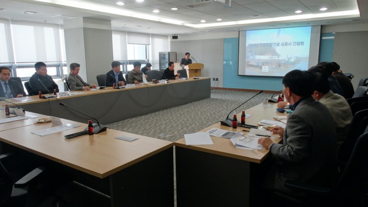 충남도, 안전하고 편리한 어항시설 시공 다짐