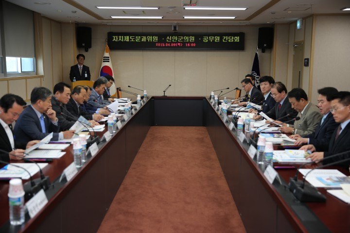 대통령 소속 지방자치 발전위원회 지방자치 발전을 위한 간담회 실시