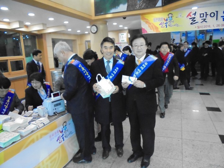 안동소방서, 온누리상품권 800만원 구입…전통시장 활성화에도 앞장서다