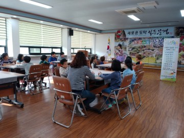 지역사회와 함께 하는 찾아가는 청소년 이동상담실 운영