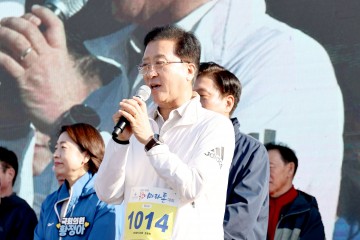조원휘 대전시의회 의장, 국화향과 함께 달리며 가을 정취 만끽하세요