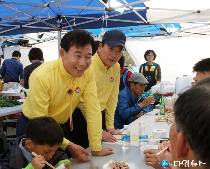 박용갑 중구청장, 축제 현장에서 시민과 함께!