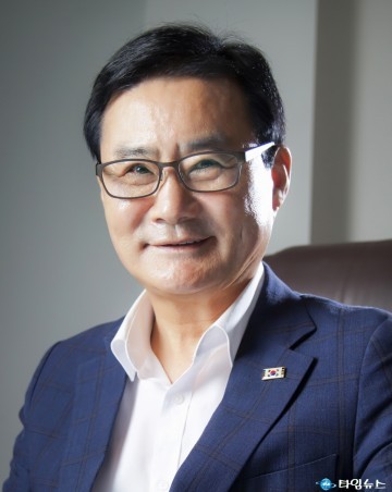 함께 걷고 싶은 둘레길, 새 이름과 로고 만들어 주세요 !