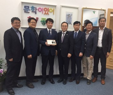 대전시의회 전문학 의원, 건설산업 보호·육성 유공 감사패 받아!