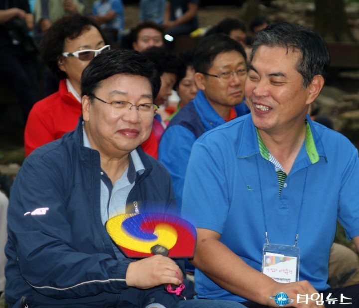 권선택 대전시장·박영순 지역위원장, 대화중