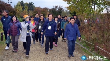 권선택 대전시장, 한밭수목원에서 직원과 아침동행