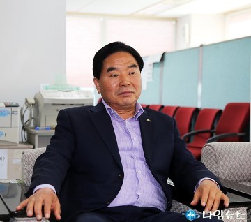 박수범 대덕구청장, 박정현 시의원 출마 웃고 넘겼다!