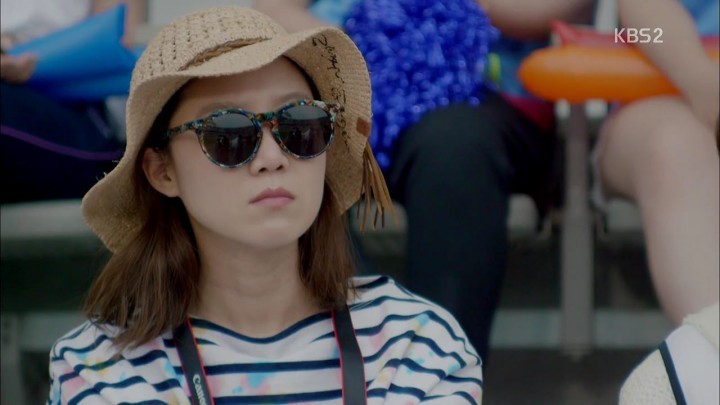 ‘프로듀사’, 공효진 모자까지 남들과 달라!