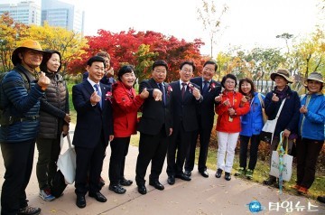 권선택 대전시장, 같이 사진 찍어요!