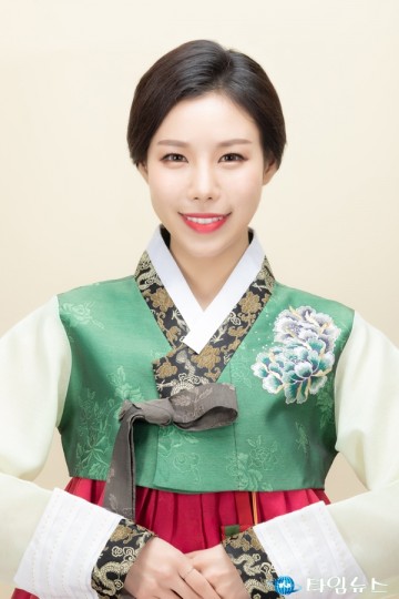 한가빈, “새해 복 많이 받으세요”