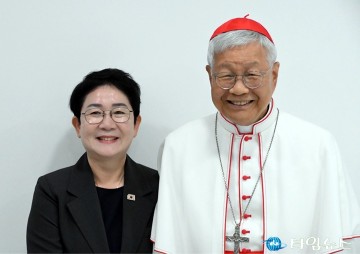 박정현 의원 “헌재는 정의의 소리 들어야”…유흥식 추기경 메시지 강조
