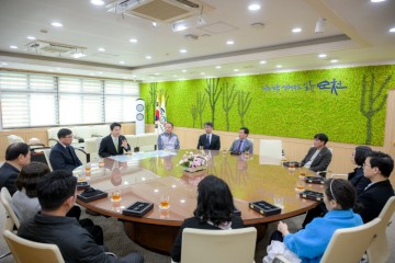 순천시, 지방세 유공납세자 인증패 수여 