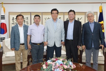 충남도의회, 충남 생산 사계절 컬링 상해 수출길 ‘가교역할’