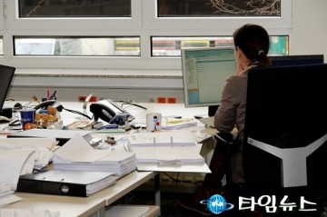 [괴롭힘 금지법] '지위관계 우위·업무상 적정수위·근무환경 악화' 세가지 따져야