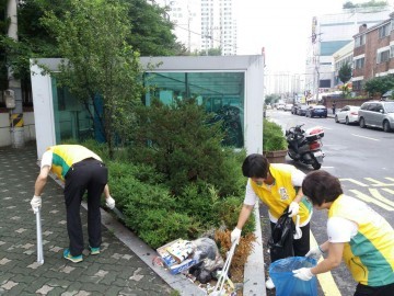 광명신천지자원봉사단, 개봉역 일대 ‘환경정화운동’ 실시