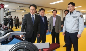 한현택 동구청장, 동부경찰서 신청사 이전 첫날 방문