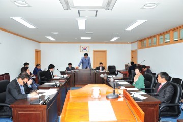 제233회 고령군의회 임시회에서 행정사무감사특별위원회 구성