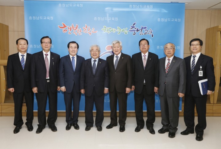충남교육청, 1교 1경로당 자매결연 추진