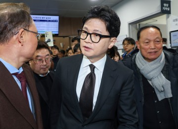 국민의힘, 한동훈 전격 제명… ‘당게 사태’ 파국 속 계파 갈등 정점