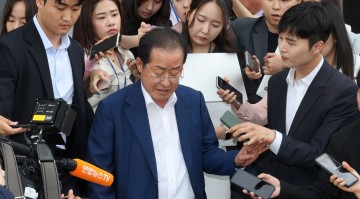 8년 만에 징계 위기 직면한 홍준표, 당내 기류는 '싸늘'