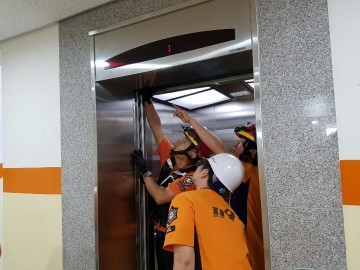세종소방본부, 승강기 인명구조 훈련