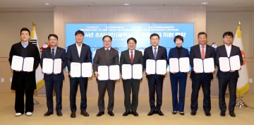 강기정 광주시장 “민생 안정 최우선…지역 소상공인 버팀목 기대"  