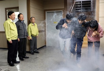 설동호 대전시교육감, 대전외국어고 야간화재대피훈련 점검