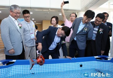 권선택 대전시장, 맨손으로 월척을 낚다!