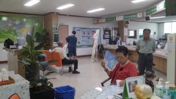 주민재능기부로   주민들에게 머리 손질서비스 제공