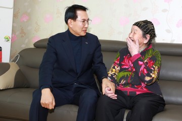 계묘년 100세 어르신을 찾아뵙는 서산시장