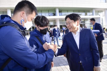 강기정 광주시장, ‘제39회 전국장애인기능경기대회’ 참가 선수단 격려