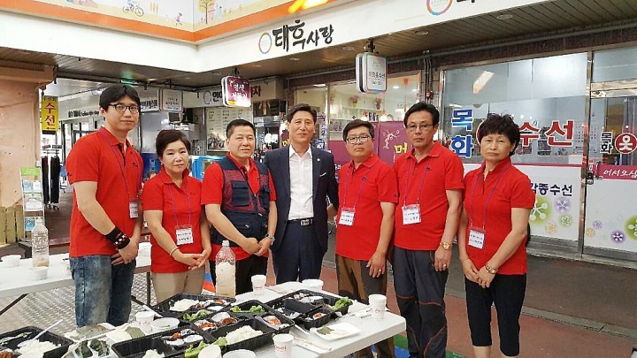 대전 유성구의회 이희환 의원, 전통시장 활성화 앞장 공로로 감사패 받아!