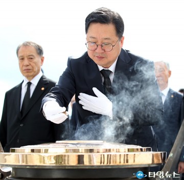 대전현충원 찾은 이장우 대전시장…“선열 뜻 잊지 않겠습니다”