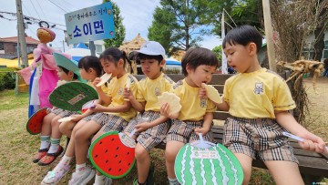 “품바정신 실천한 소이면 기업인들, 축제장서 뻥튀기 나눔”