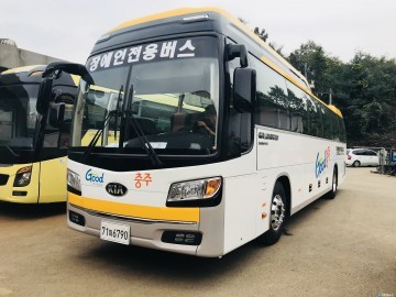 충주시, 신형 장애인셔틀버스 17일부터 운행