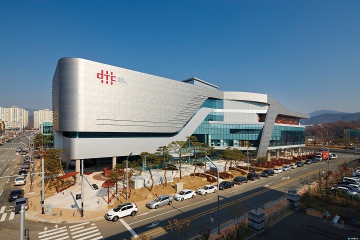 섬유패션산업의 보물상자, DTC 5월 29일 출범