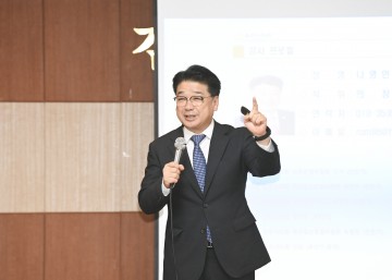 나영민 김천시의회 의장, 노인대학 특강