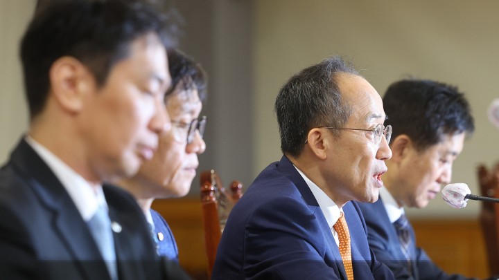  고금리 장기화 가능성 높아져 추경호 각별한 경계심 갖겠다
