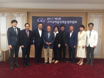  구미문화예술회관을 비롯한 도심 곳곳에서 공연을 펼쳐