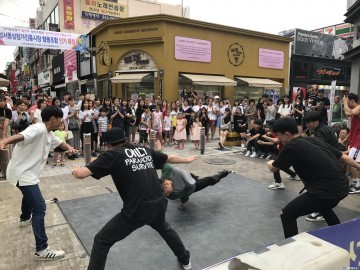 매주 토요일 충주시민들은 즐겁다