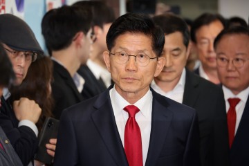김문수, 대선 패배 승복 선언…"국민의 선택 겸허히 받아들인다"